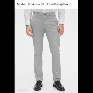 Men’s Modern Khakis Slim Fit GapFlex 32x32